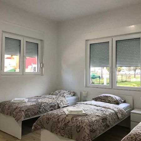Apartamento Soba Milojkovic Golubac Exterior foto
